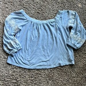 American Eagle Off the Shoulder Crop Top boho blouse w/embroidered sleeves SizeS